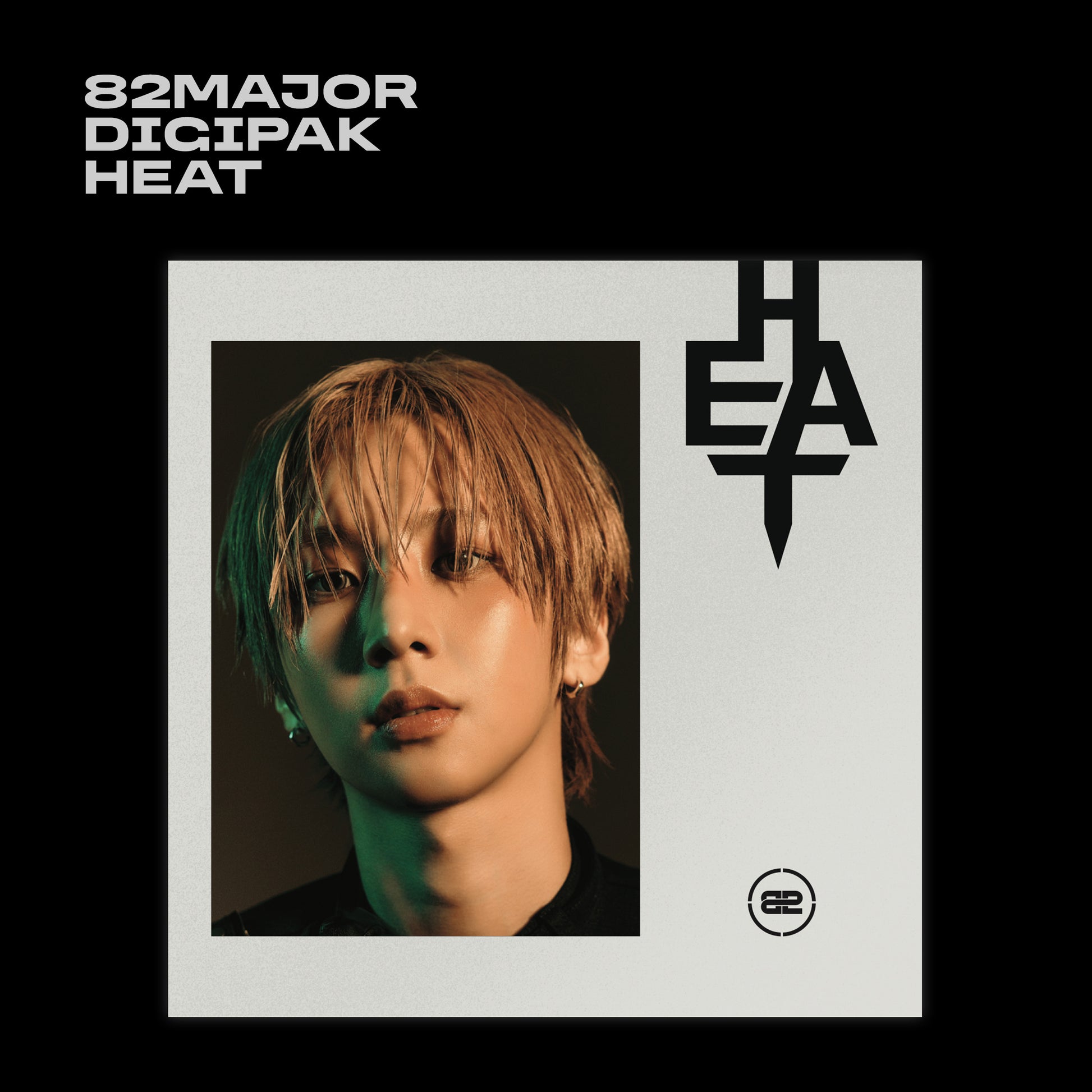 [hello82 PREORDER] [SIGNED] 82MAJOR - HEAT [DIGIPAK] - 2nd single album