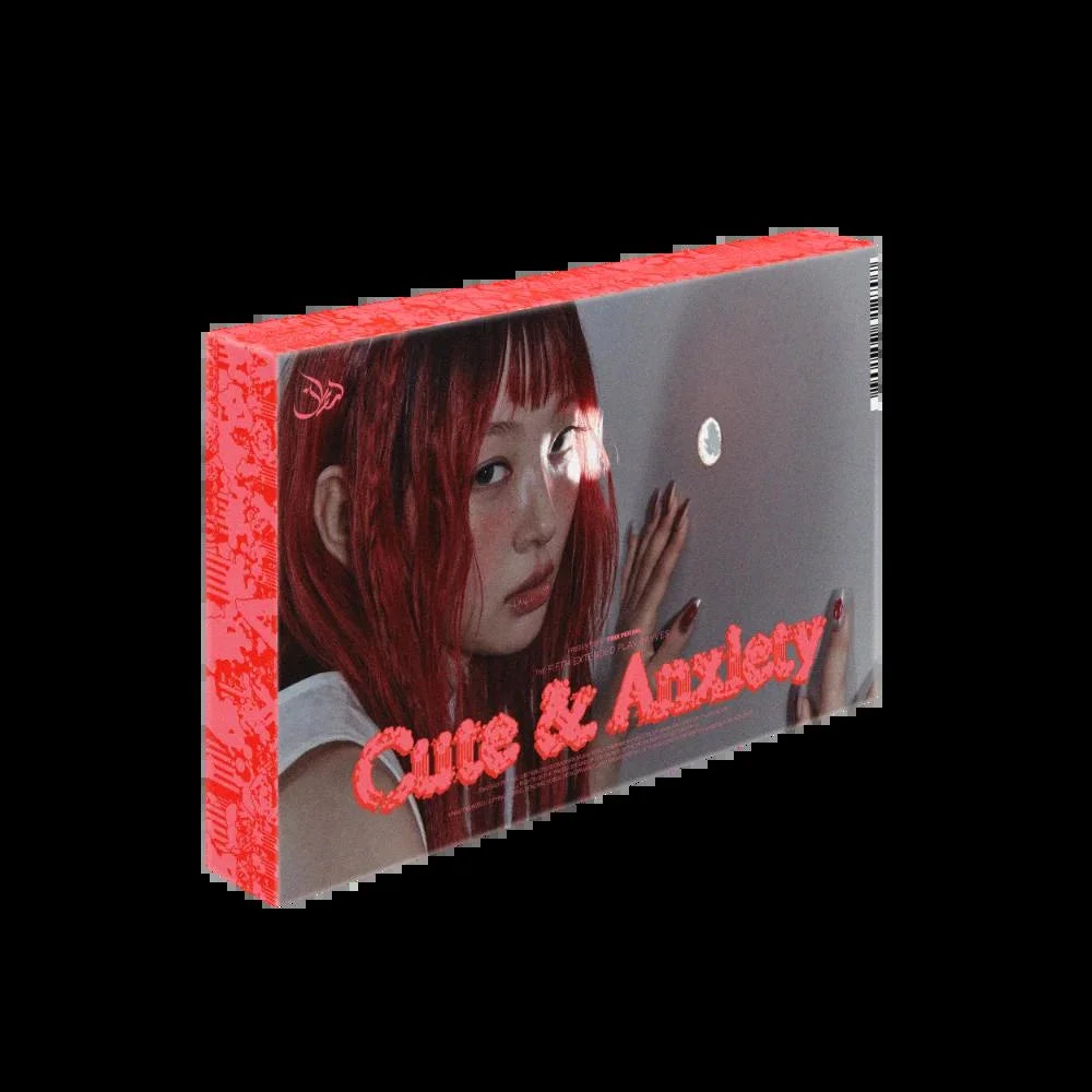 [PREORDER] YVES - Cute & Anxiety - 5th EP album